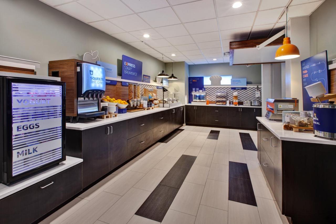Holiday Inn Express Absecon-Atlantic City Area By Ihg Dış mekan fotoğraf