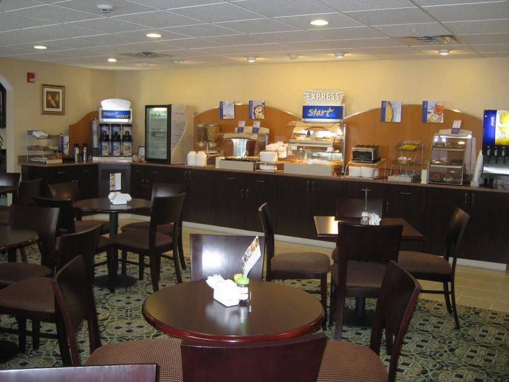 Holiday Inn Express Absecon-Atlantic City Area By Ihg Dış mekan fotoğraf